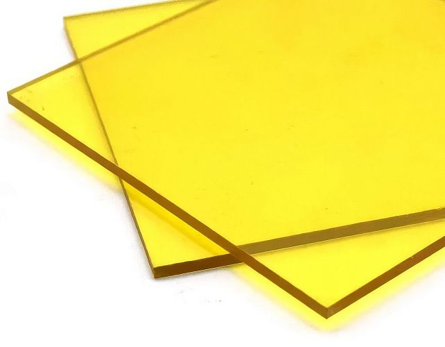 Монолитный поликарбонат Монолитный поликарбонат 3 мм (2,05 х 1,525м, жёлтый)